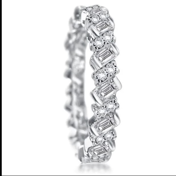 New 925 Silver Rectangular Diamond Engagement Ring - Picture 4 of 6